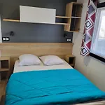 Mh 470 3chambres Et 1salle De Bain Dans 4 Etoiles *