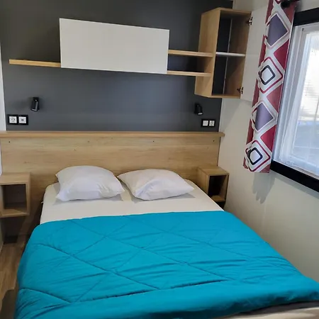 Mh 470 3chambres Et 1salle De Bain Dans 4 Etoiles *