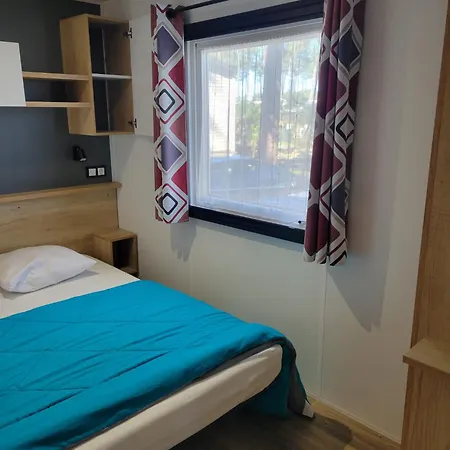 Mh 470 3chambres Et 1salle De Bain Dans 4 Etoiles *